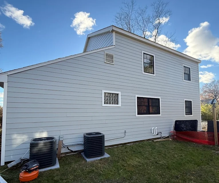 Gold-Edge-Painting-CT4-1 Professional Exterior Painting Services